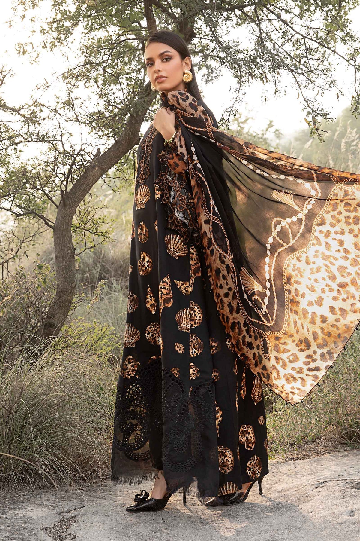 Maria B M Prints Winter Unstitched Printed Linen 24
