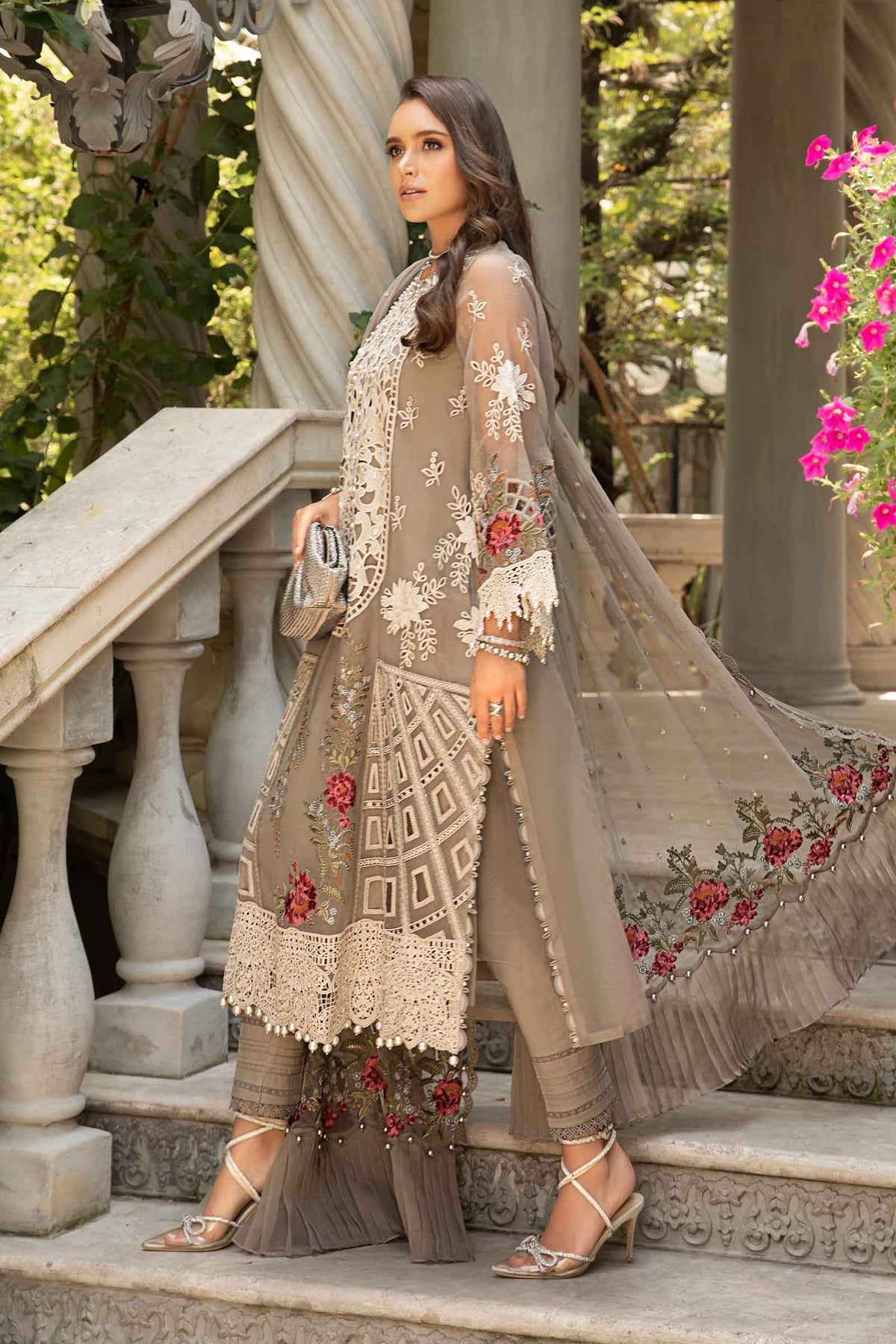 Maria.B Eid 2 Edit Luxury Lawn Collection 24 (01)