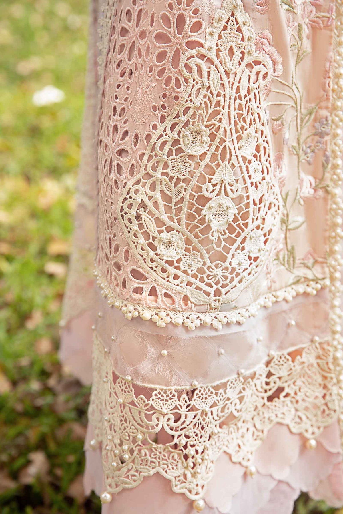 Maria.B Eid 2 Edit Luxury Lawn Collection 24 (07)