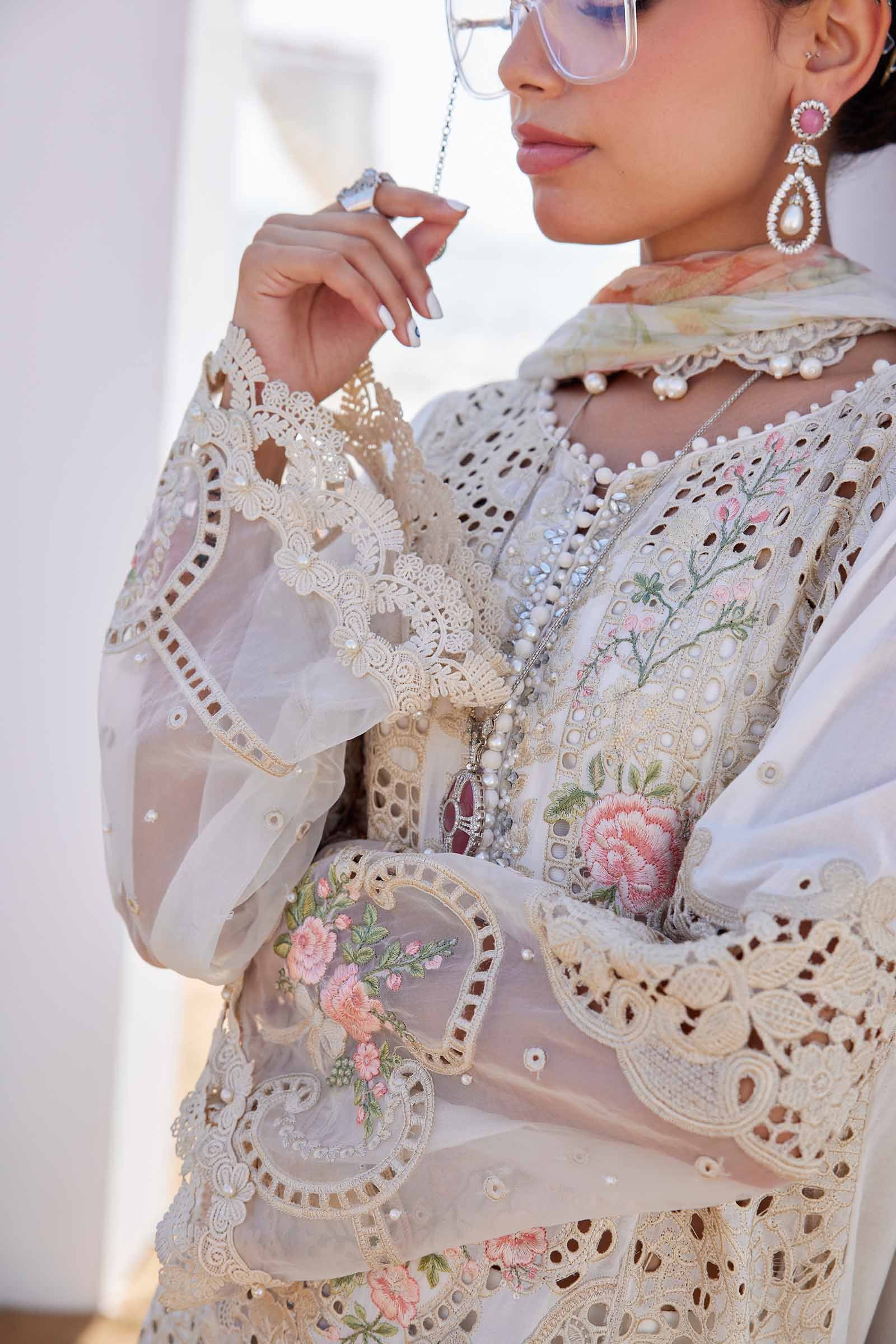Maria B Luxury Lawn Eid 2 Collection 25