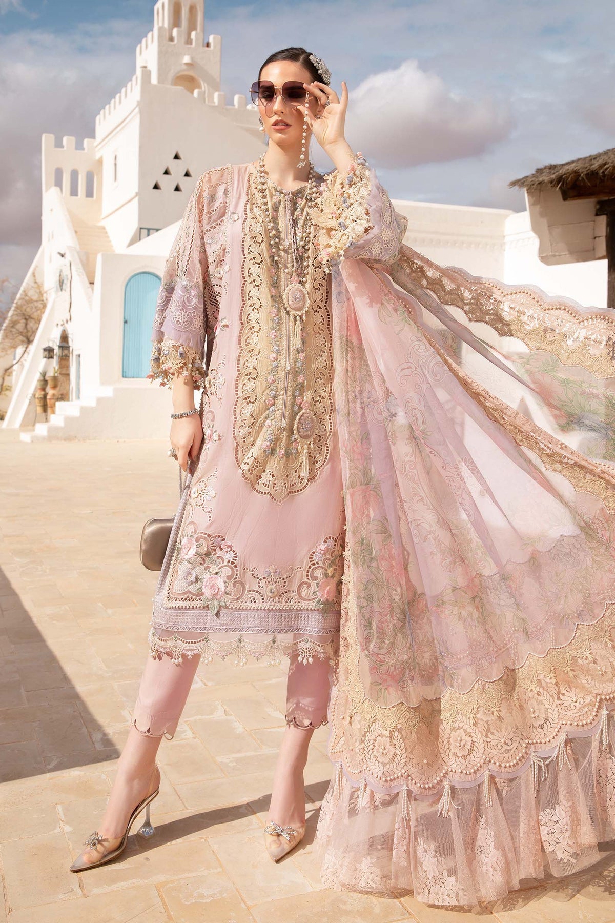 Maria.B Luxury Lawn Collection 24 (6A)