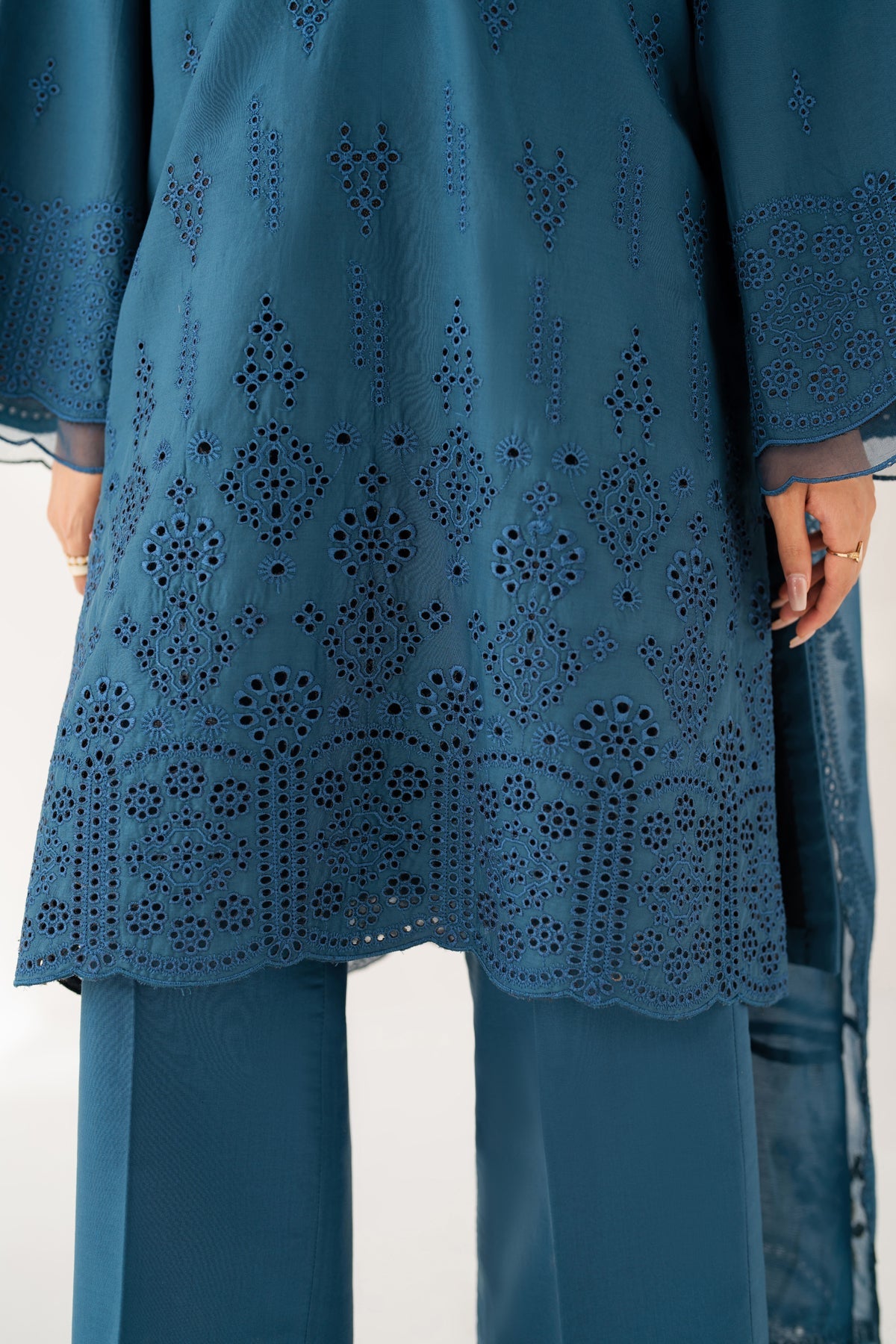 Xenia Le'Essence Summer 26