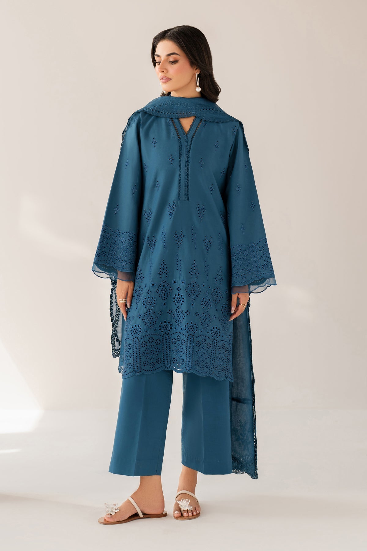 Xenia Le'Essence Summer 26