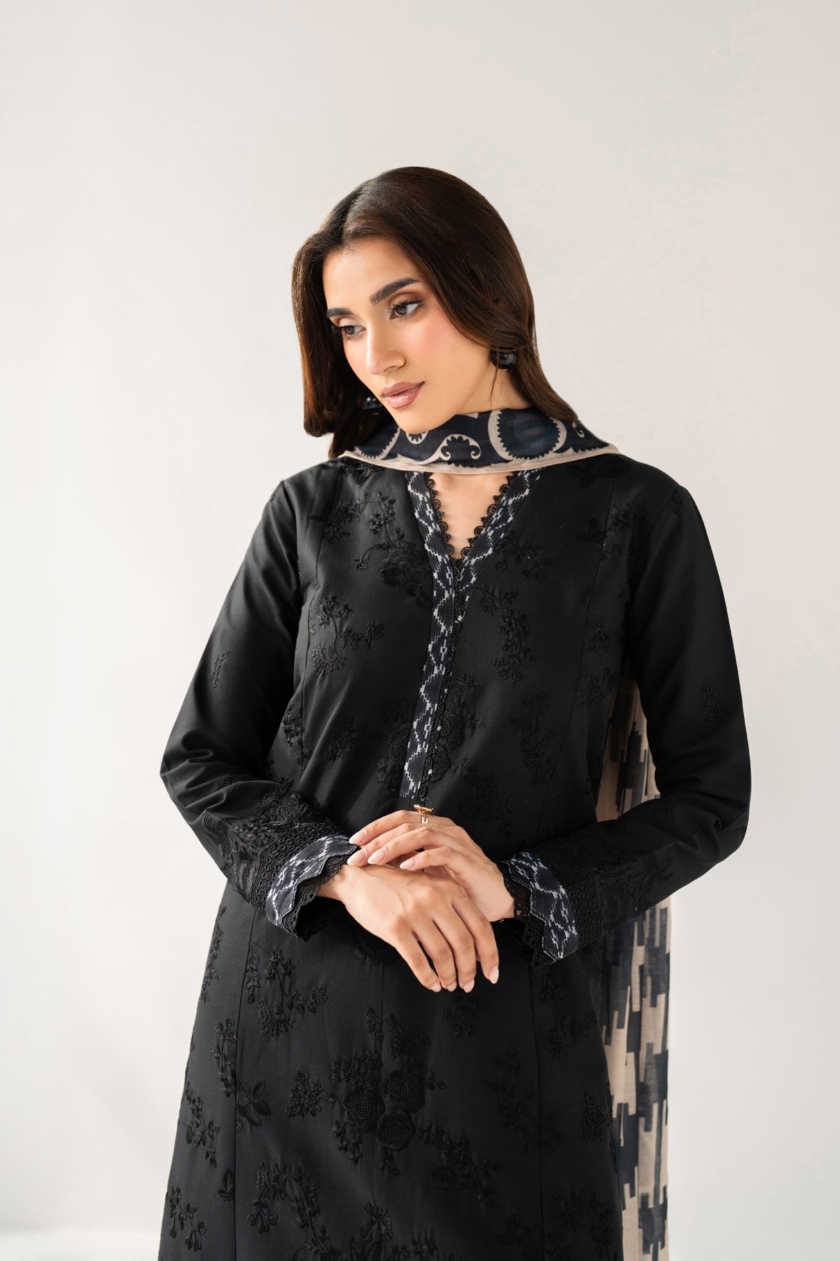 Xenia Le'Essence Summer 26