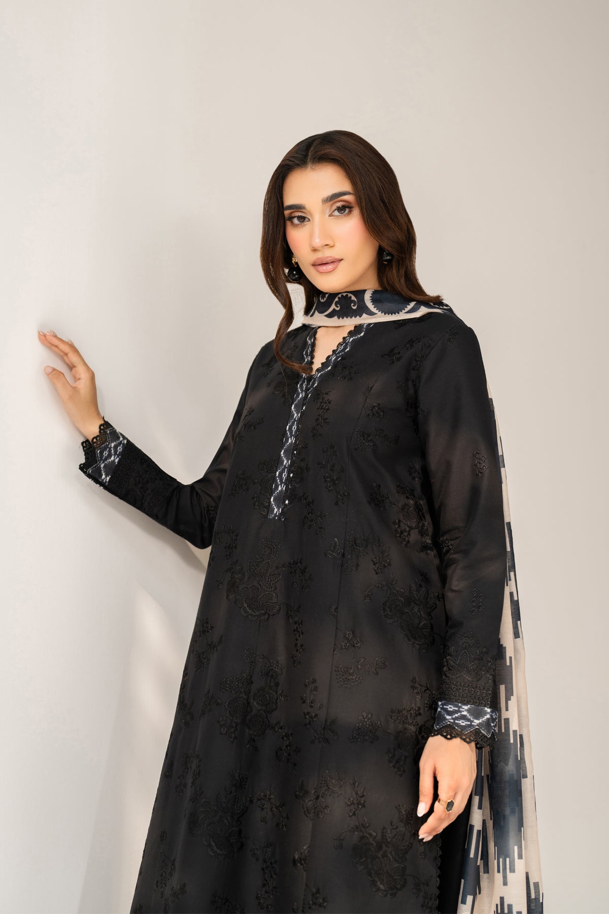 Xenia Le'Essence Summer 26