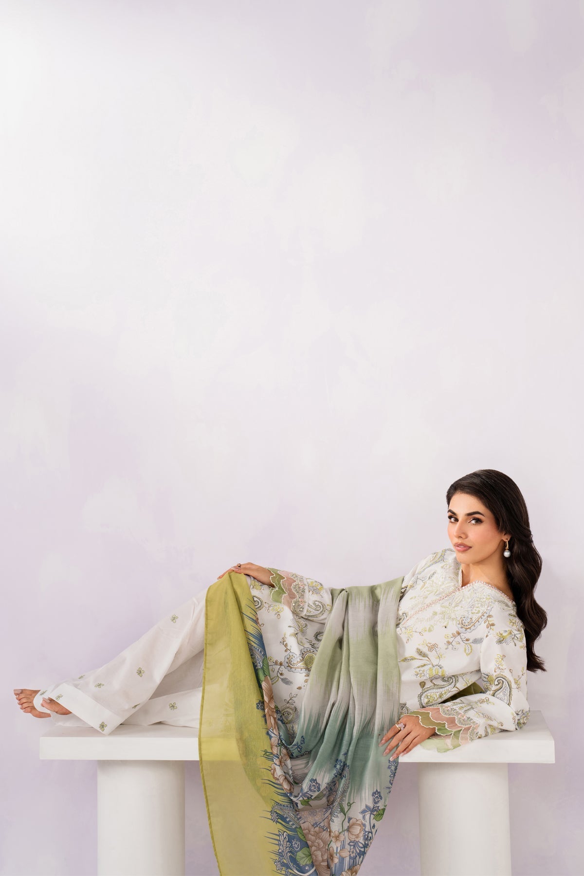 Xenia Le'Essence Summer 26