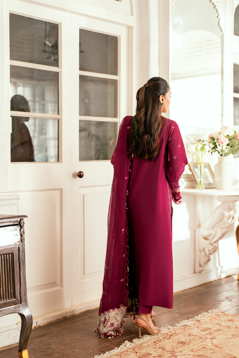 LUXURY LAWN EID EDIT 2025 BY QALAMKAR
