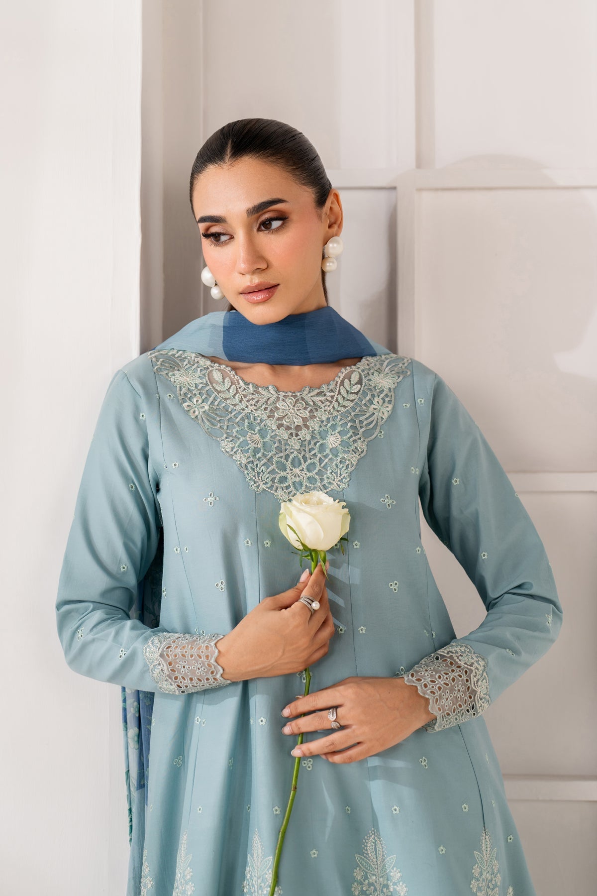 Xenia Le'Essence Summer 26