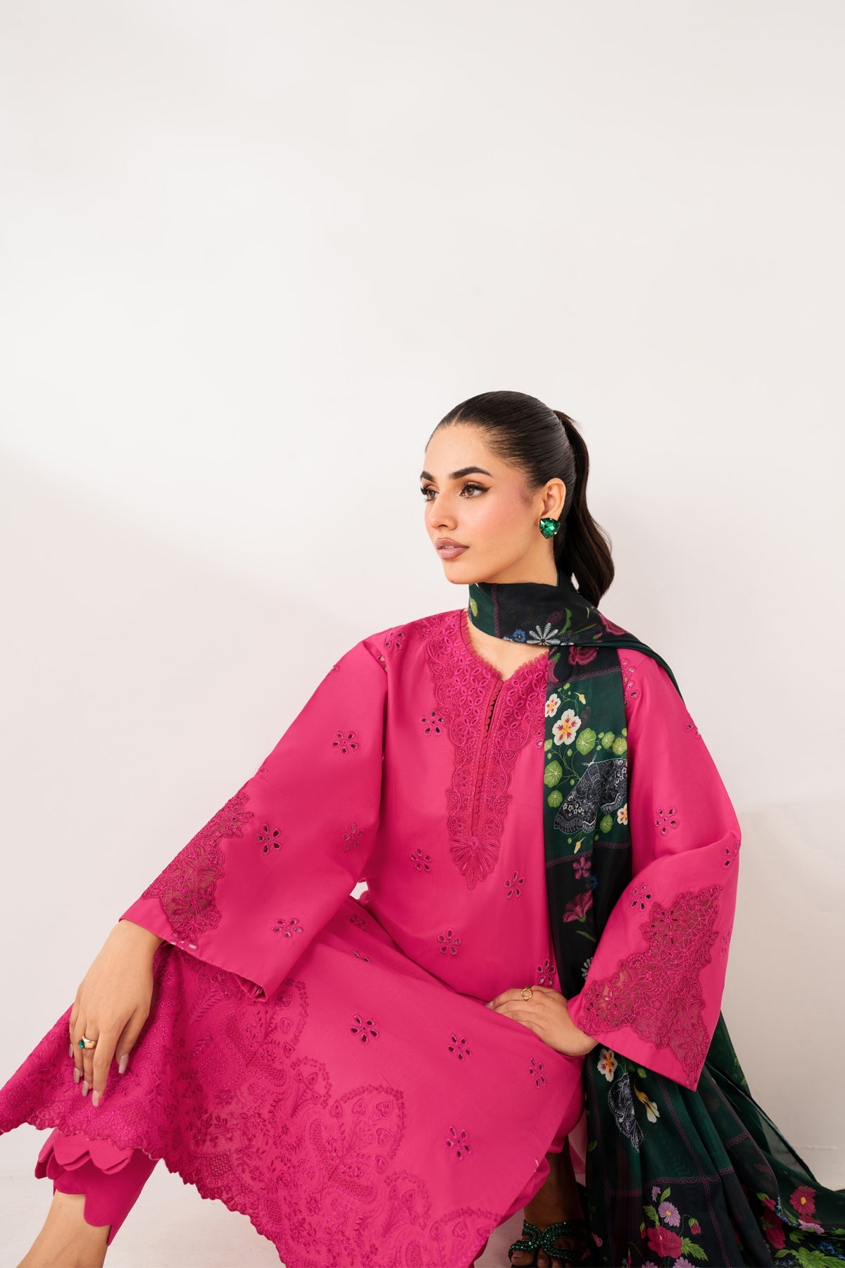 Xenia Le'Essence Summer 26