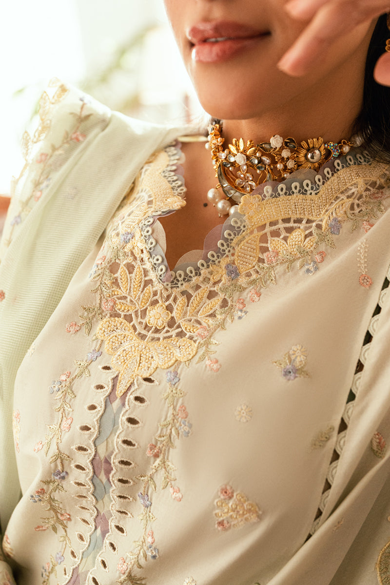 LUXURY LAWN EID EDIT 2025 BY QALAMKAR