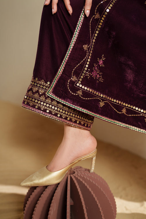 Velvet Vogue Formals '25 By Jazmin