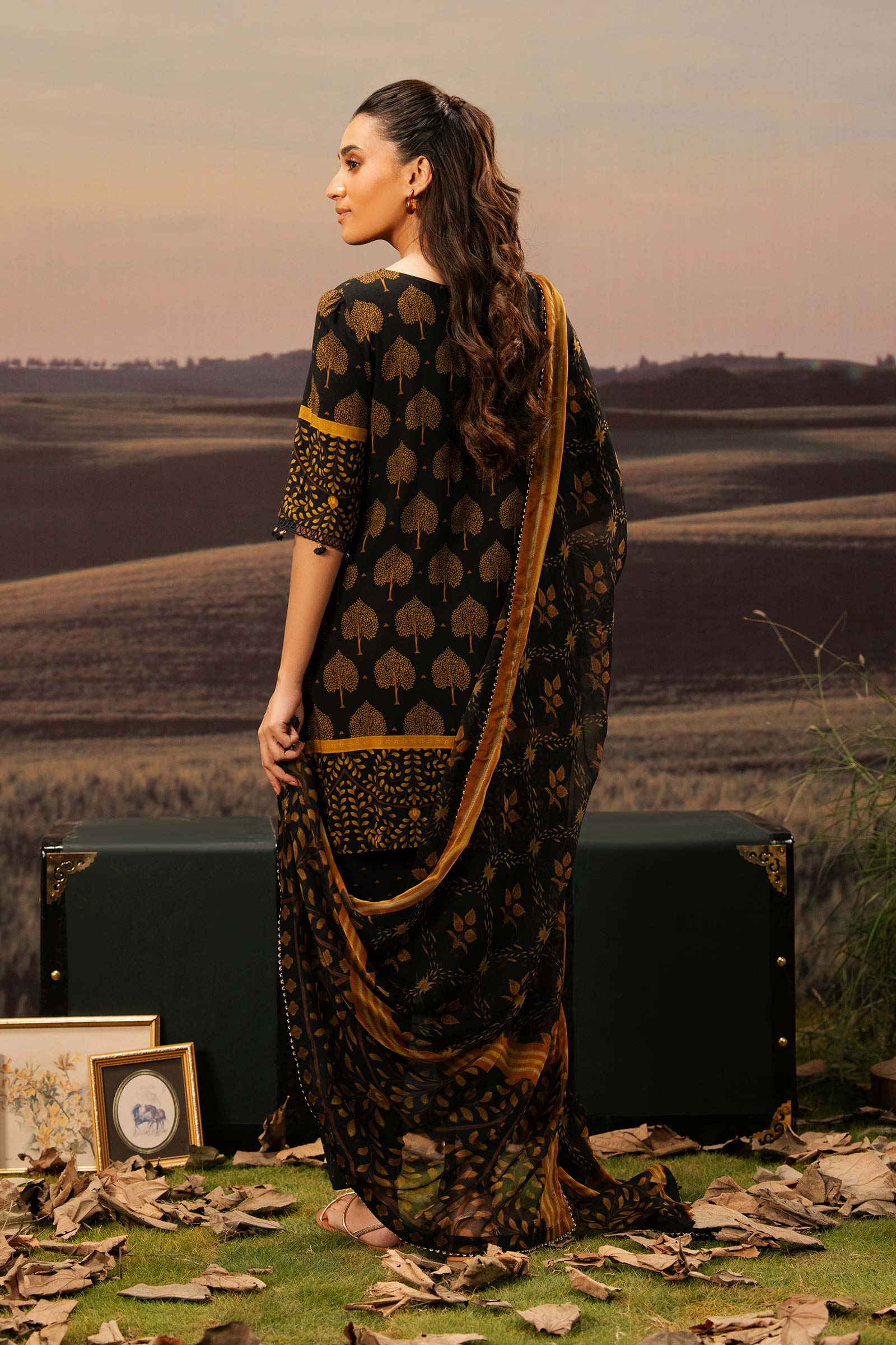 M Basic Unstitched Embroidered Arabic Lawn By Maria B
