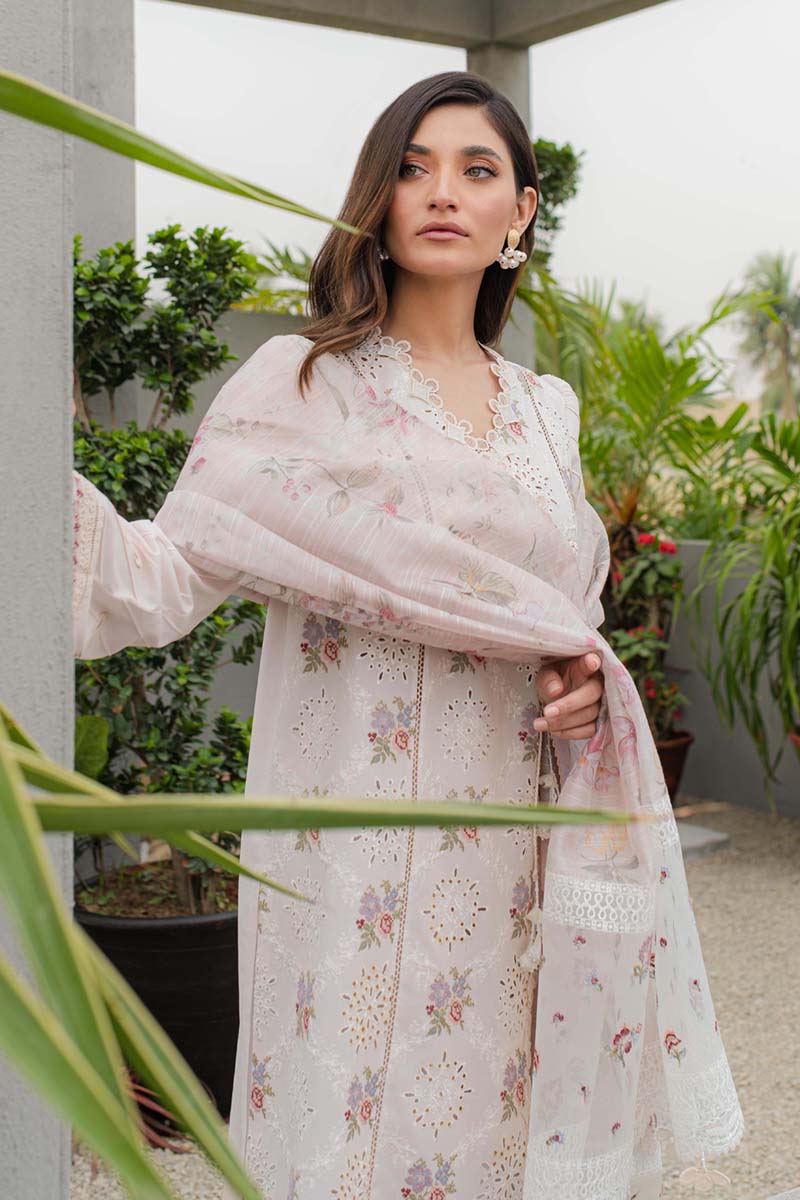 Qalamkar Qline Luxury Lawn Collection 13