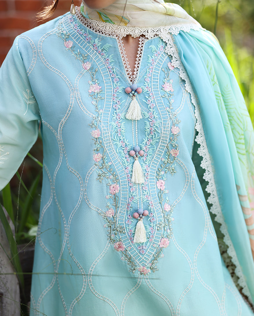 Mushq Solace Ombre Chikankari Luxury Lawn '26