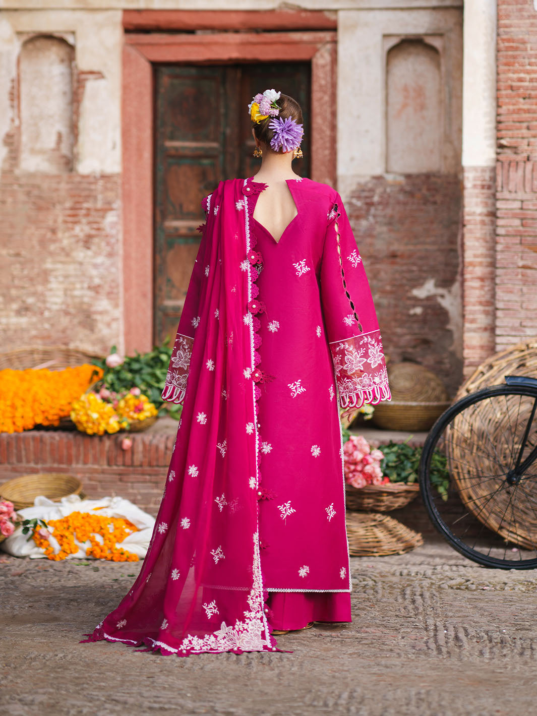 Gul Luxury Lawn '26 by Mahnur