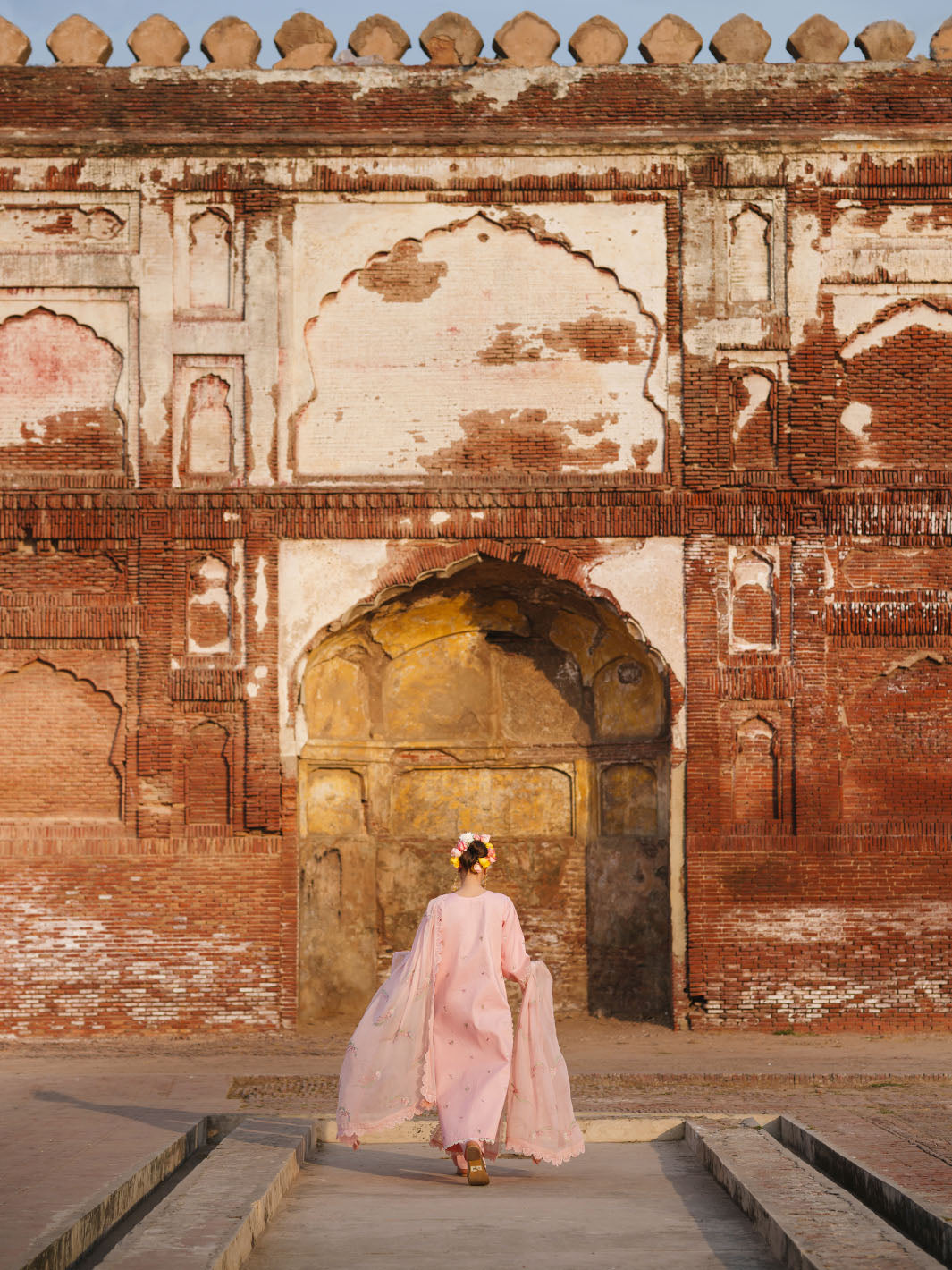 Gul Luxury Lawn '26 by Mahnur