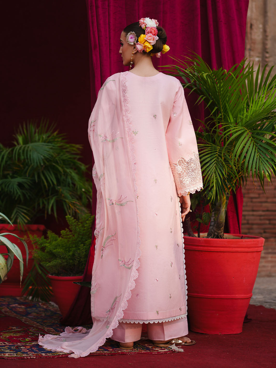 Gul Luxury Lawn '26 by Mahnur