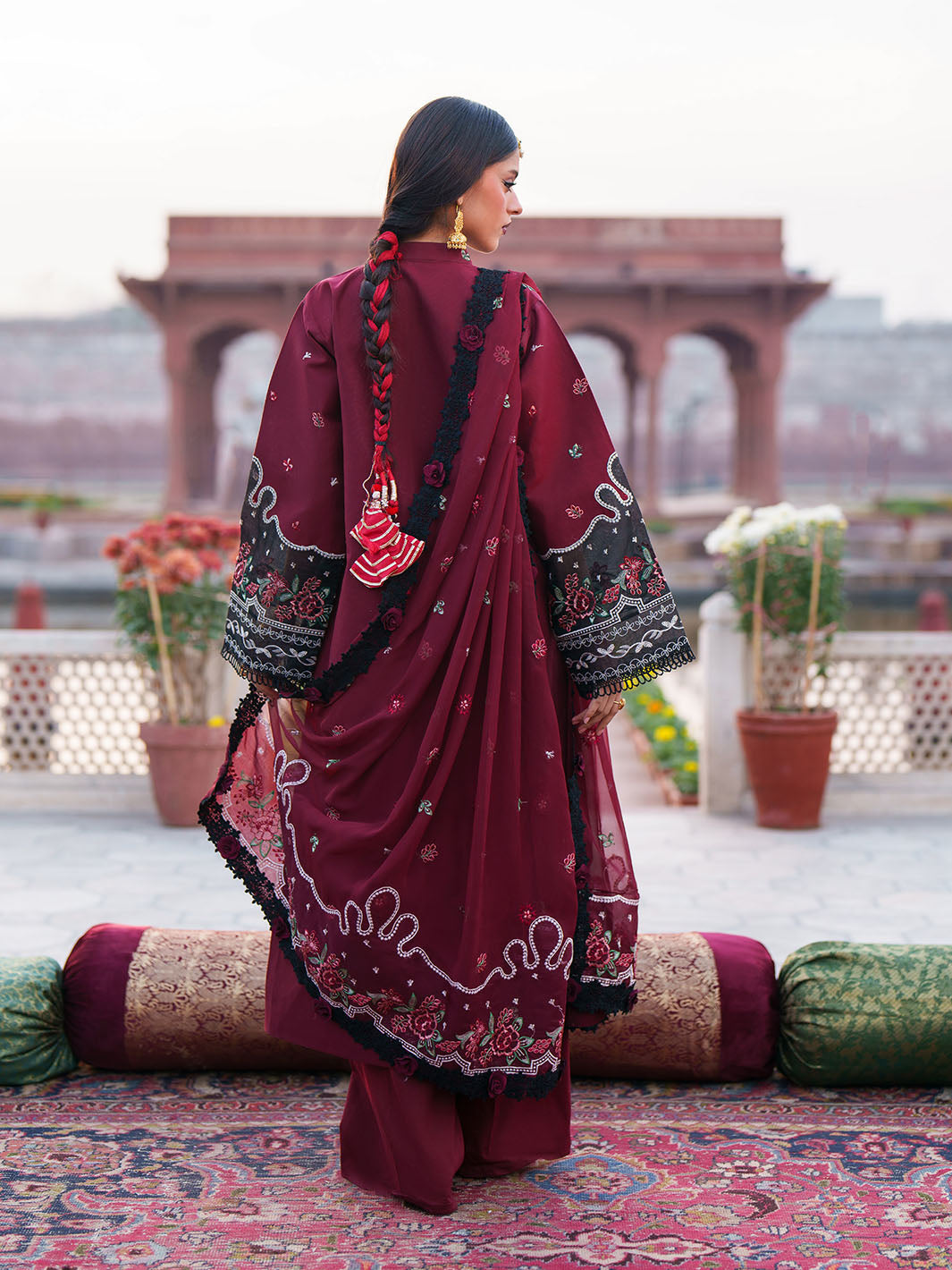 Gul Luxury Lawn '26 by Mahnur