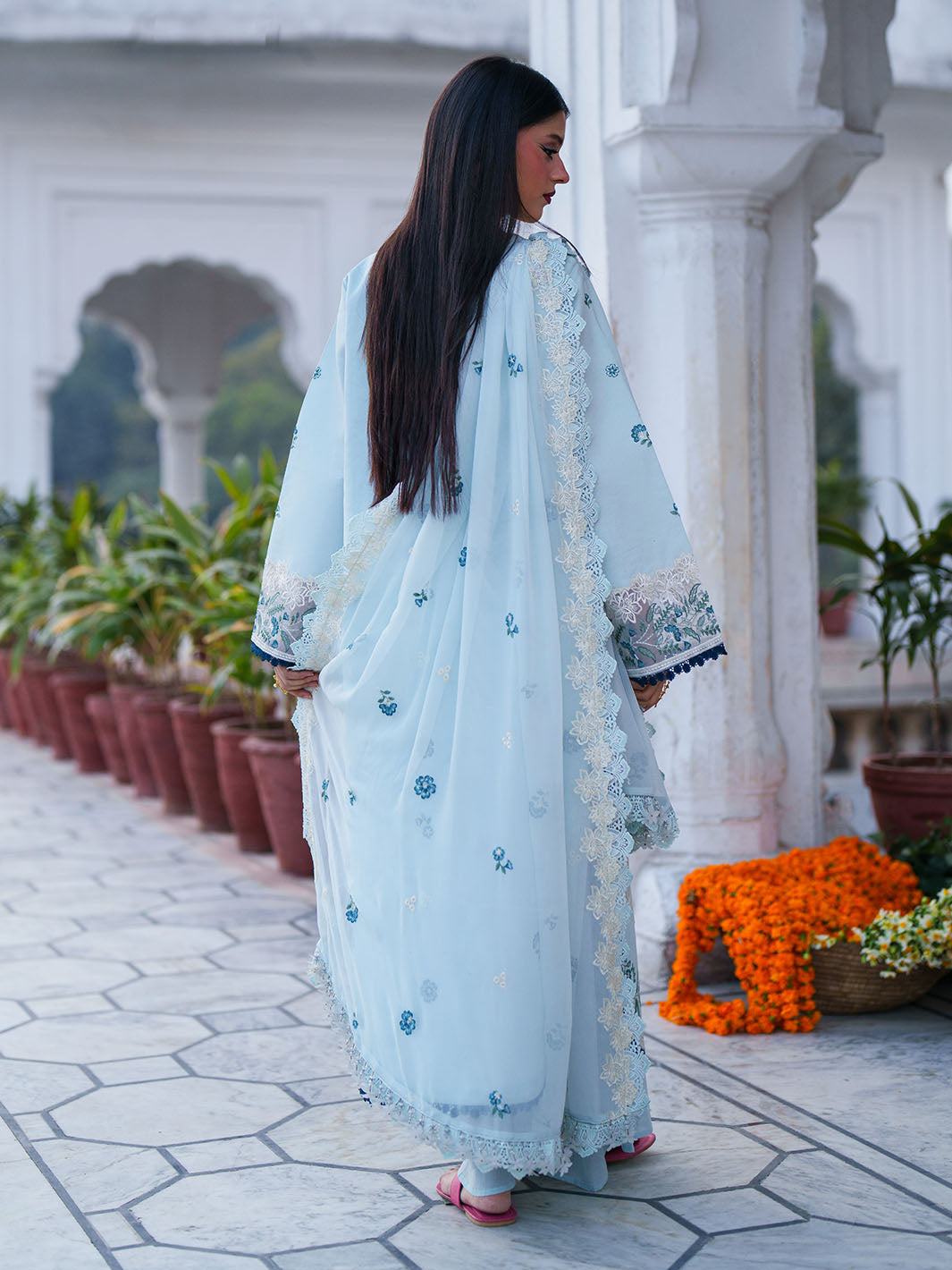 Gul Luxury Lawn '26 by Mahnur