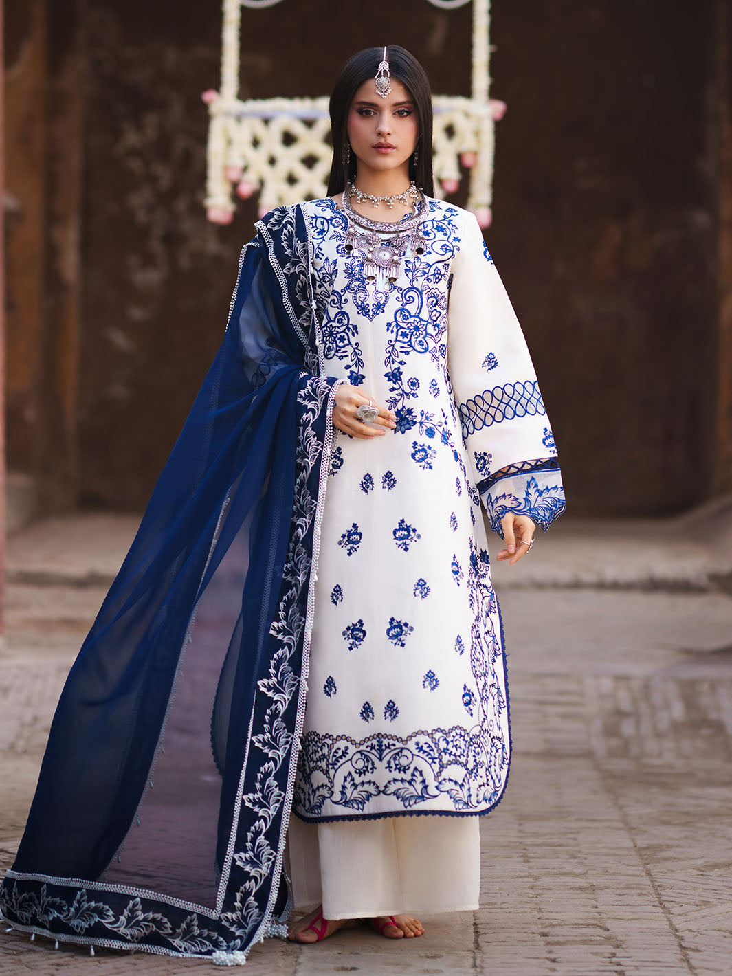 Gul Luxury Lawn '26 by Mahnur