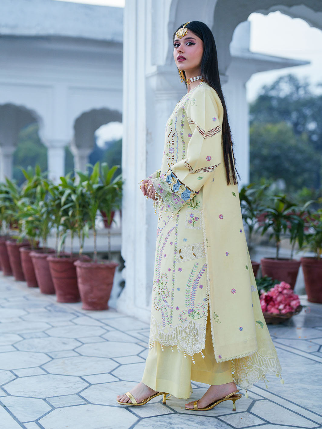 Gul Luxury Lawn '26 by Mahnur