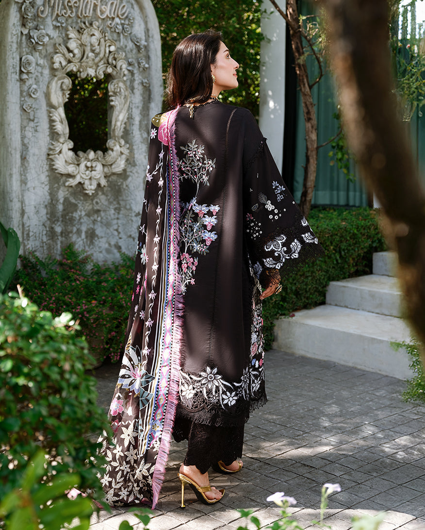 Mushq Amoi | luxury lawn'26