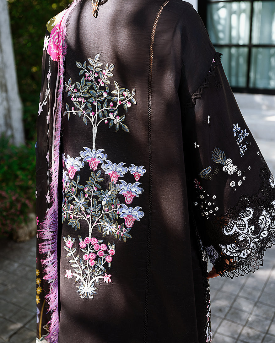 Mushq Amoi | luxury lawn'26
