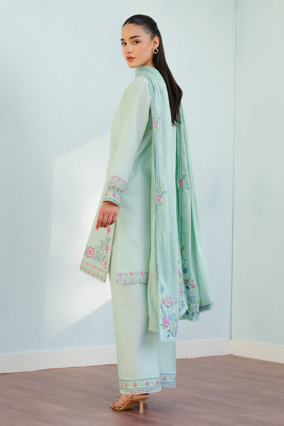 Coco Prints Vol 2 Lawn Collection By Zarashahjahan ‘25