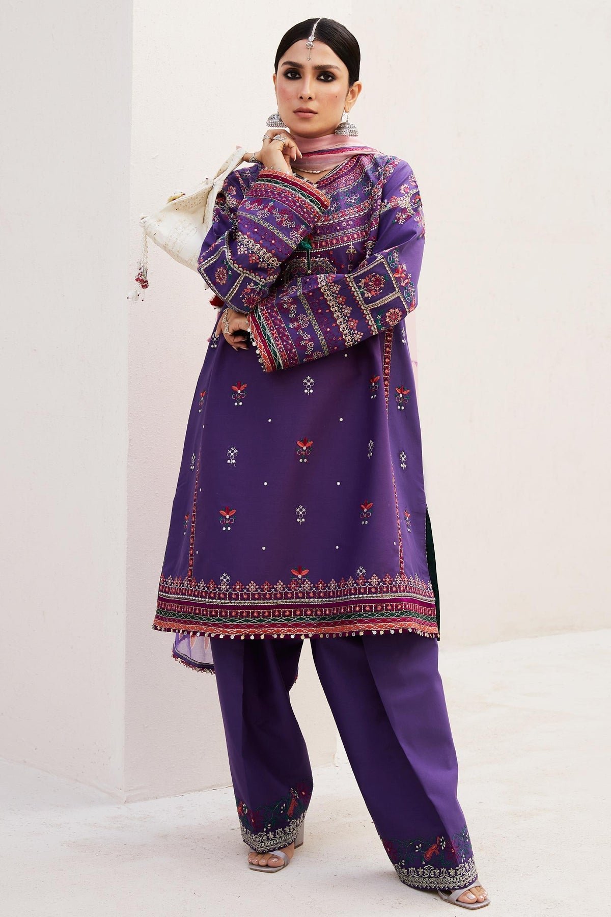 Zarashahjahan Luxury Lawn Collection 24 (7B)