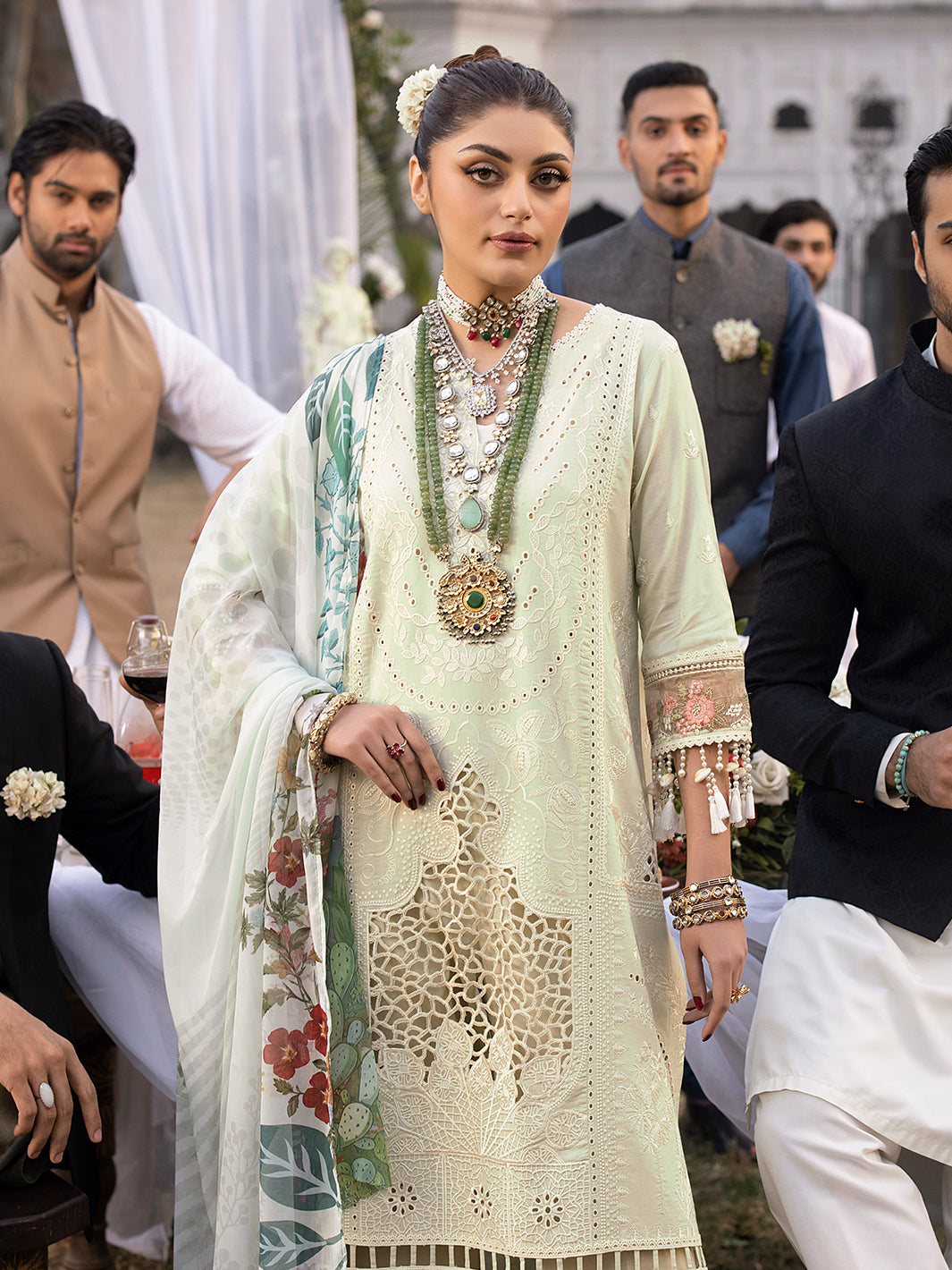 Mahrukh Luxury Lawn Collection By Mahnur (LILLY)