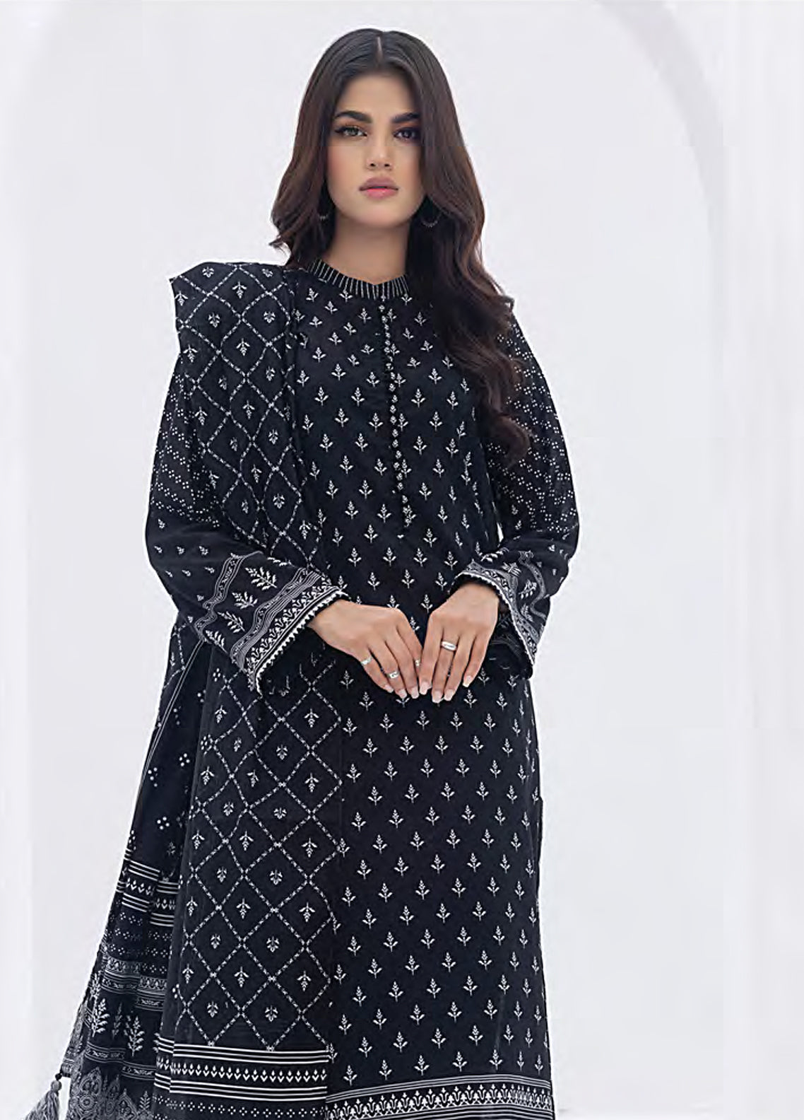 Lakhany Monochrome Printed Lawn Collection 24