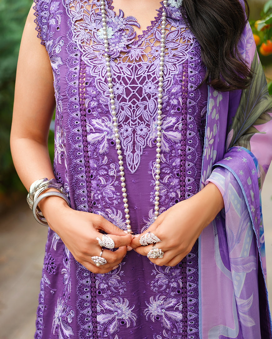 Mushq Amoi | luxury lawn'26