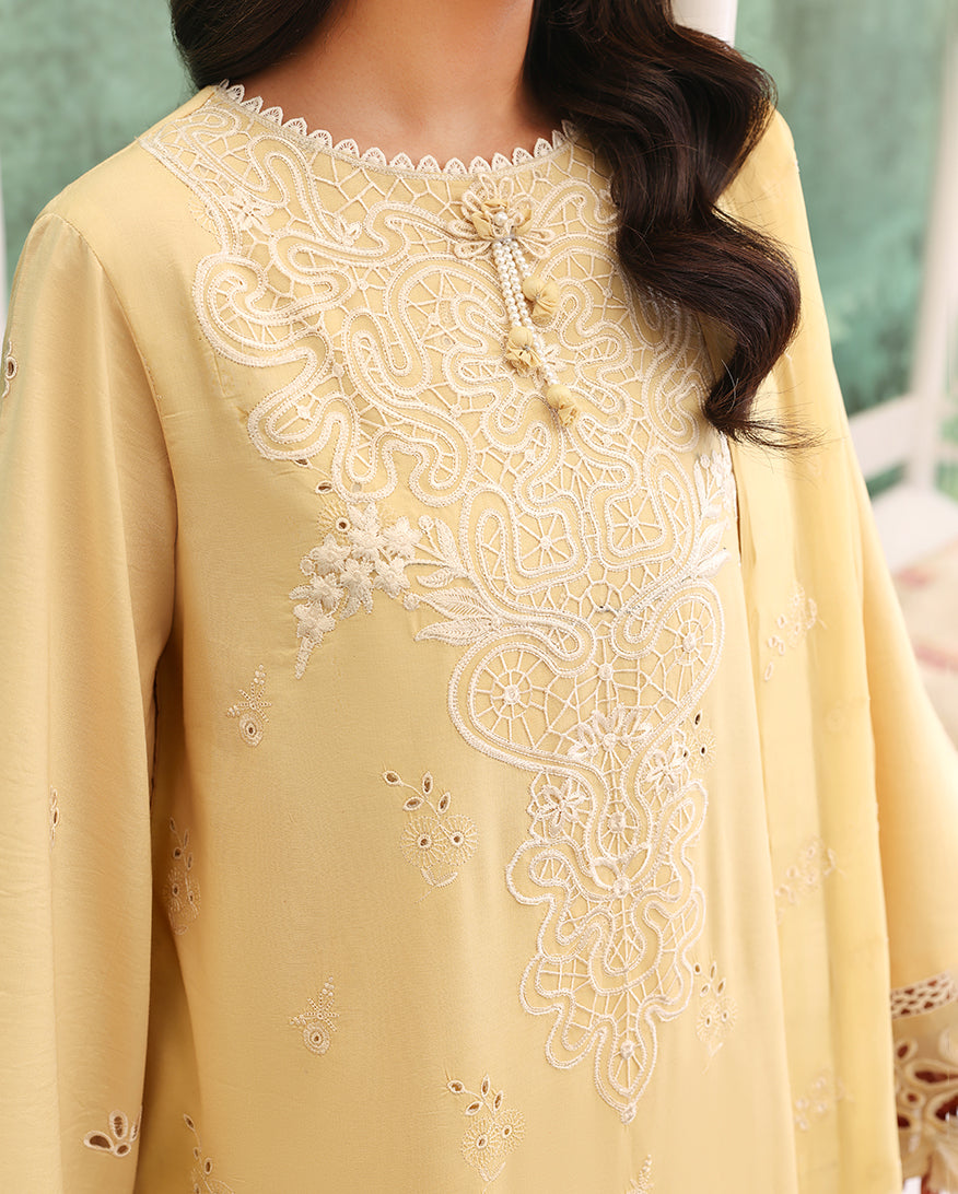 Veil Of Summer Lawn  Collection '26 By Roheenaz