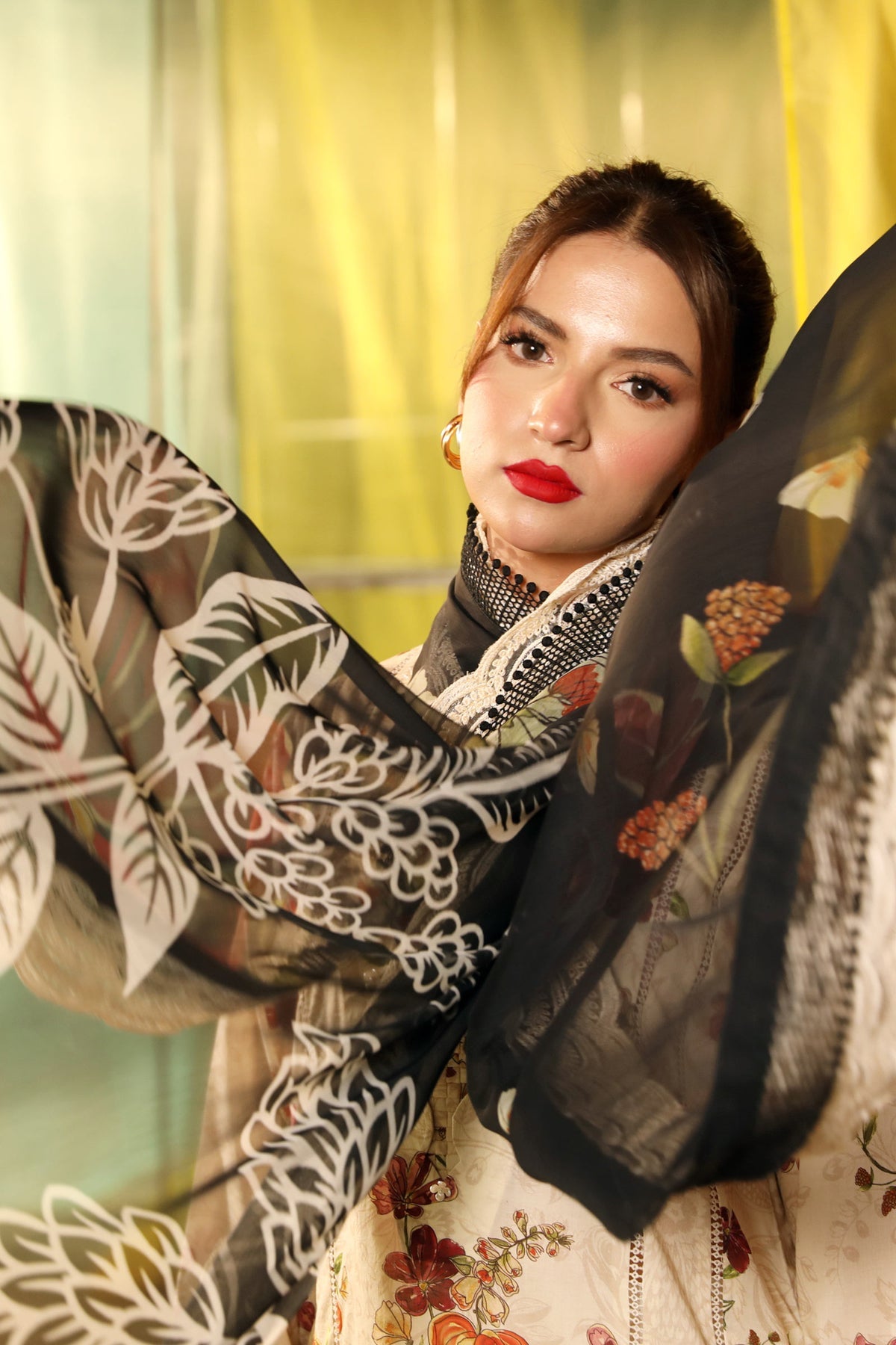 Maria B M Basic Unstitched 3 Piece Lawn 25