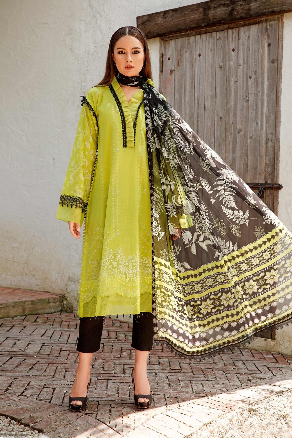 Maria B Basic Lawn