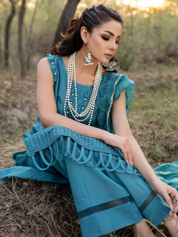 Mehru Luxury Clothing By Mahnur