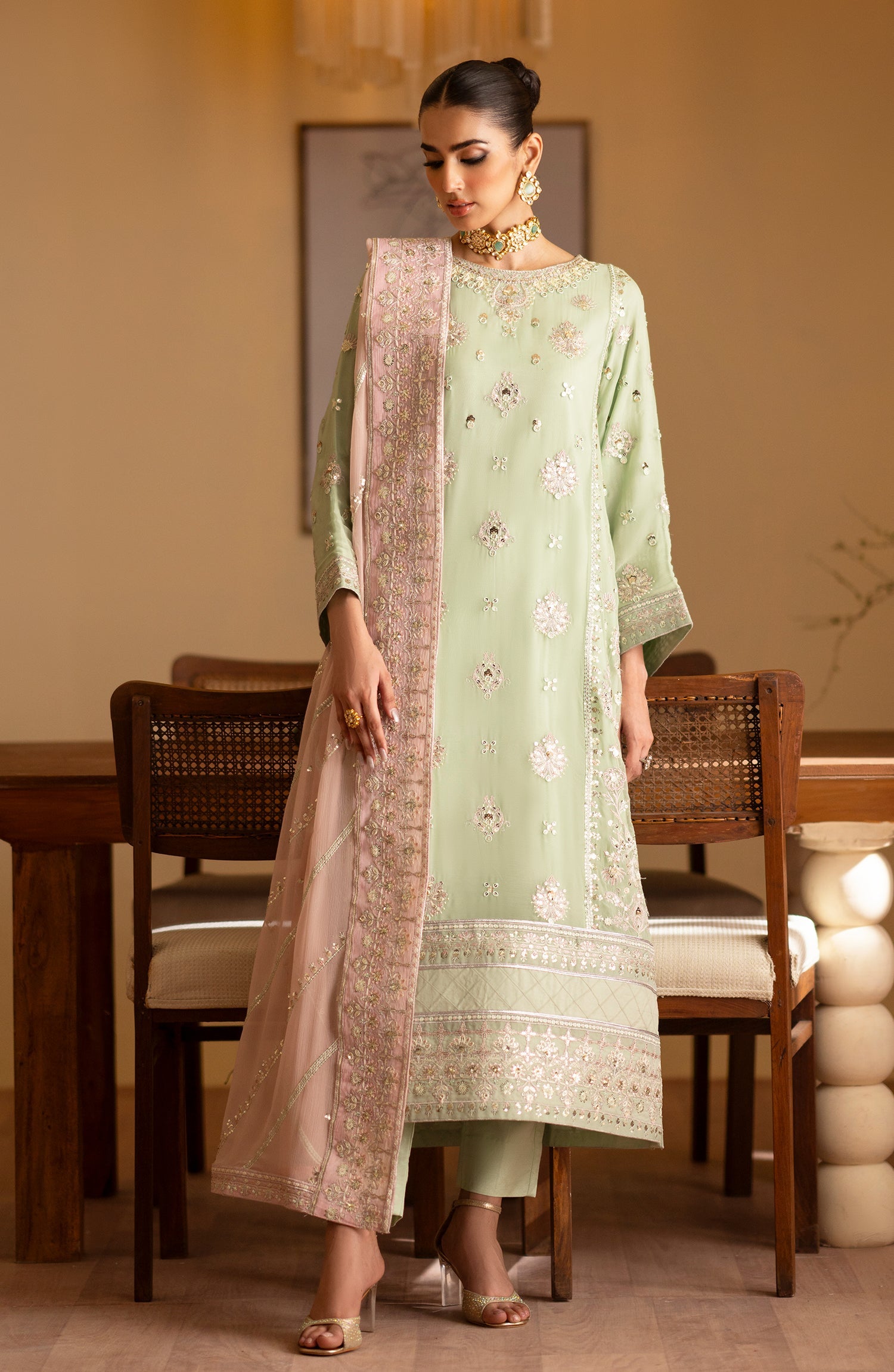 Romansiyyah Luxury Formals' 24 By Emaan Adeel