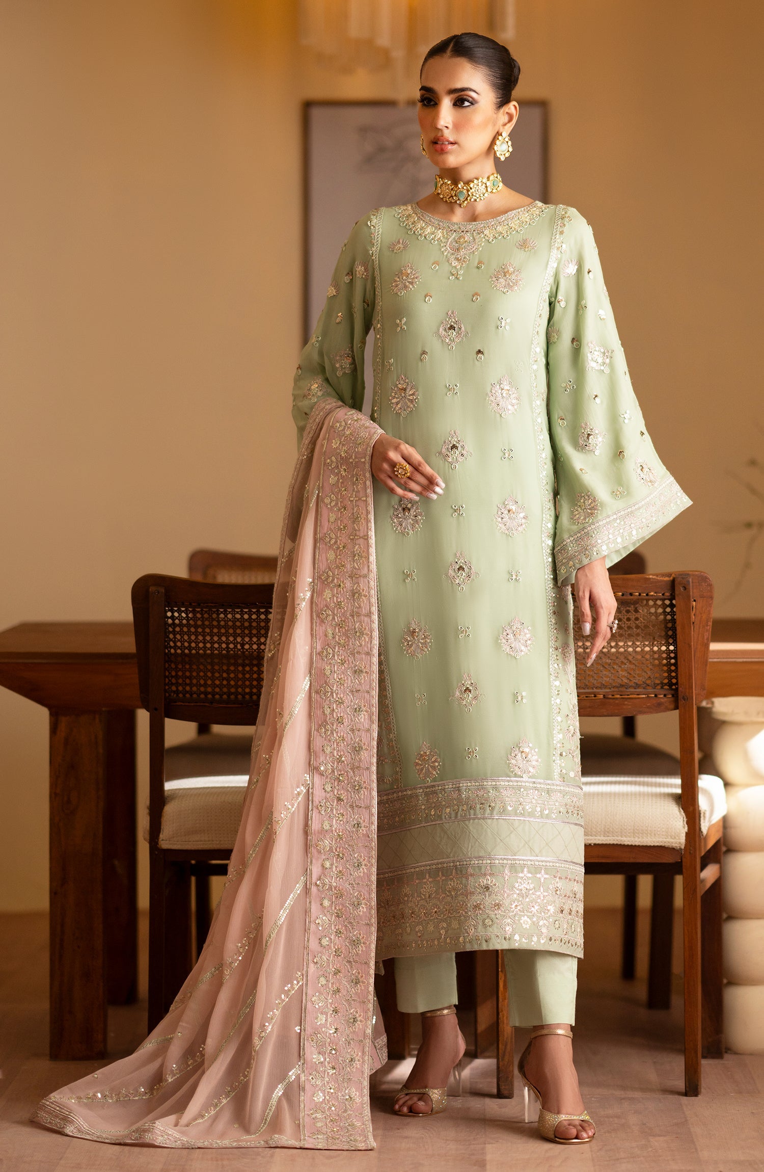 Romansiyyah Luxury Formals' 24 By Emaan Adeel