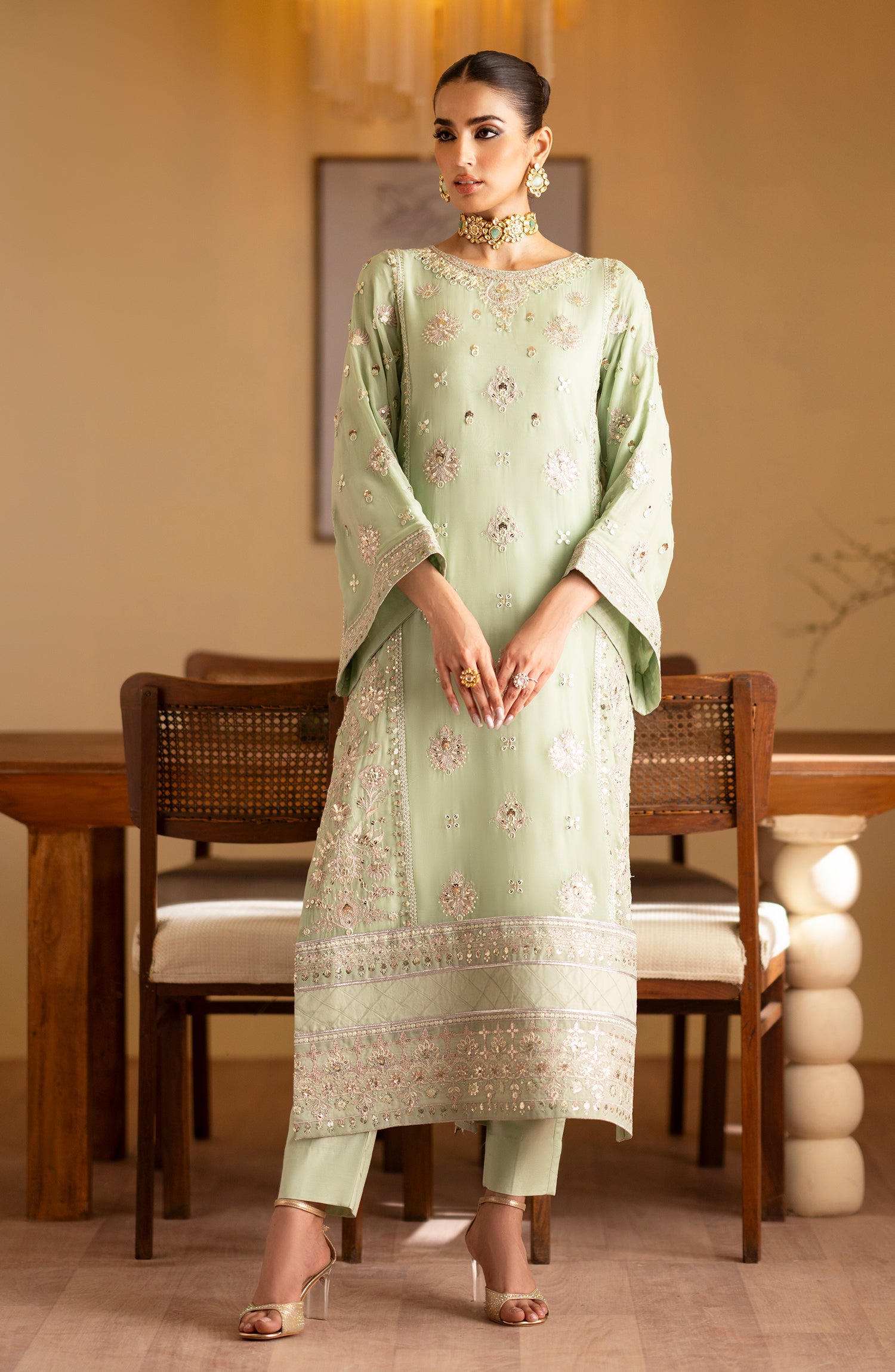 Romansiyyah Luxury Formals' 24 By Emaan Adeel