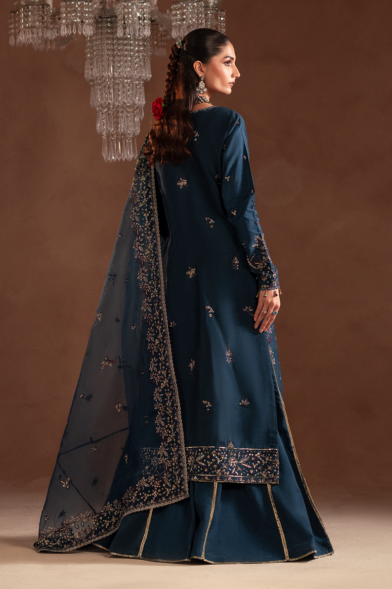 Emaan Adeel | Casabella Wedding Formals | SOLENE