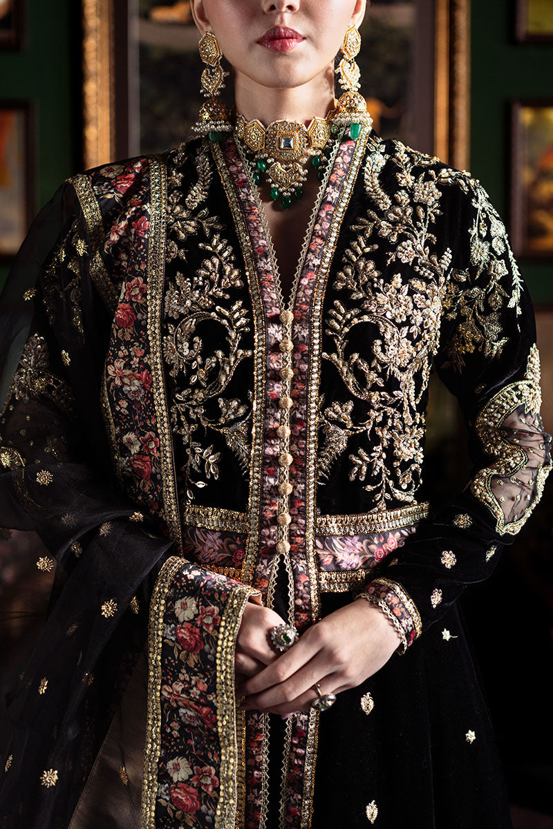 Mushq Niloufer Embroidered Velvet Collection 05