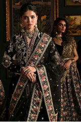 Mushq Niloufer Embroidered Velvet Collection 05