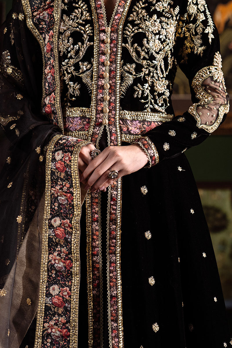 Mushq Niloufer Embroidered Velvet Collection 05