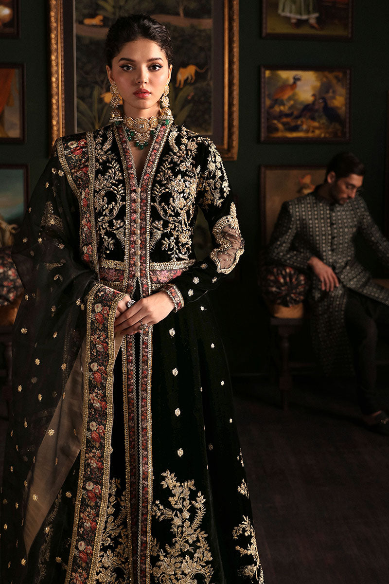 Mushq Niloufer Embroidered Velvet Collection 05