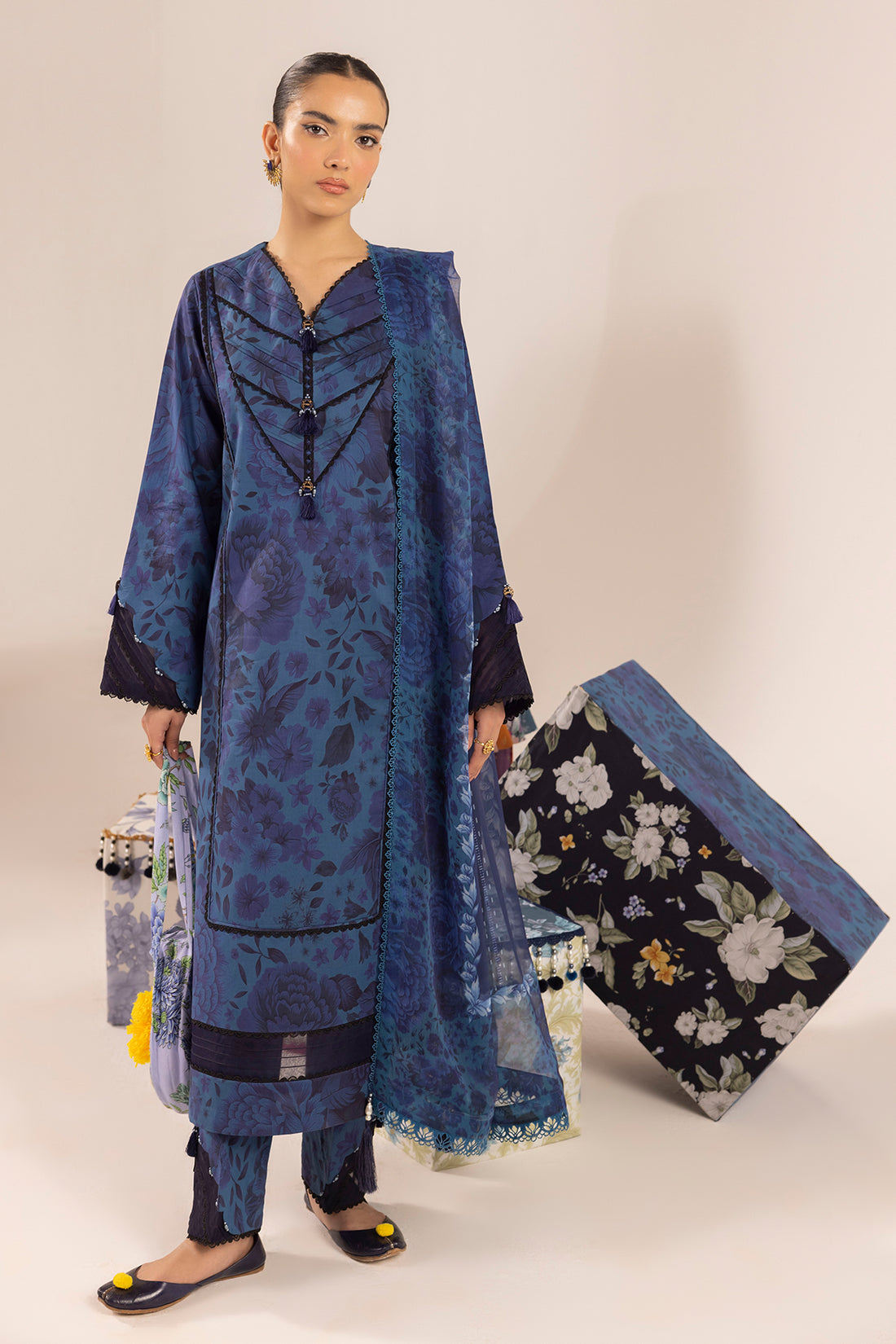 Alizeh Sheen Prints Collection '24 (04)