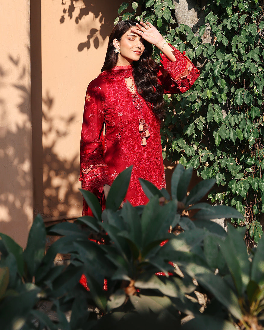 Roheenaz Summer Reverie Luxury Lawn '26
