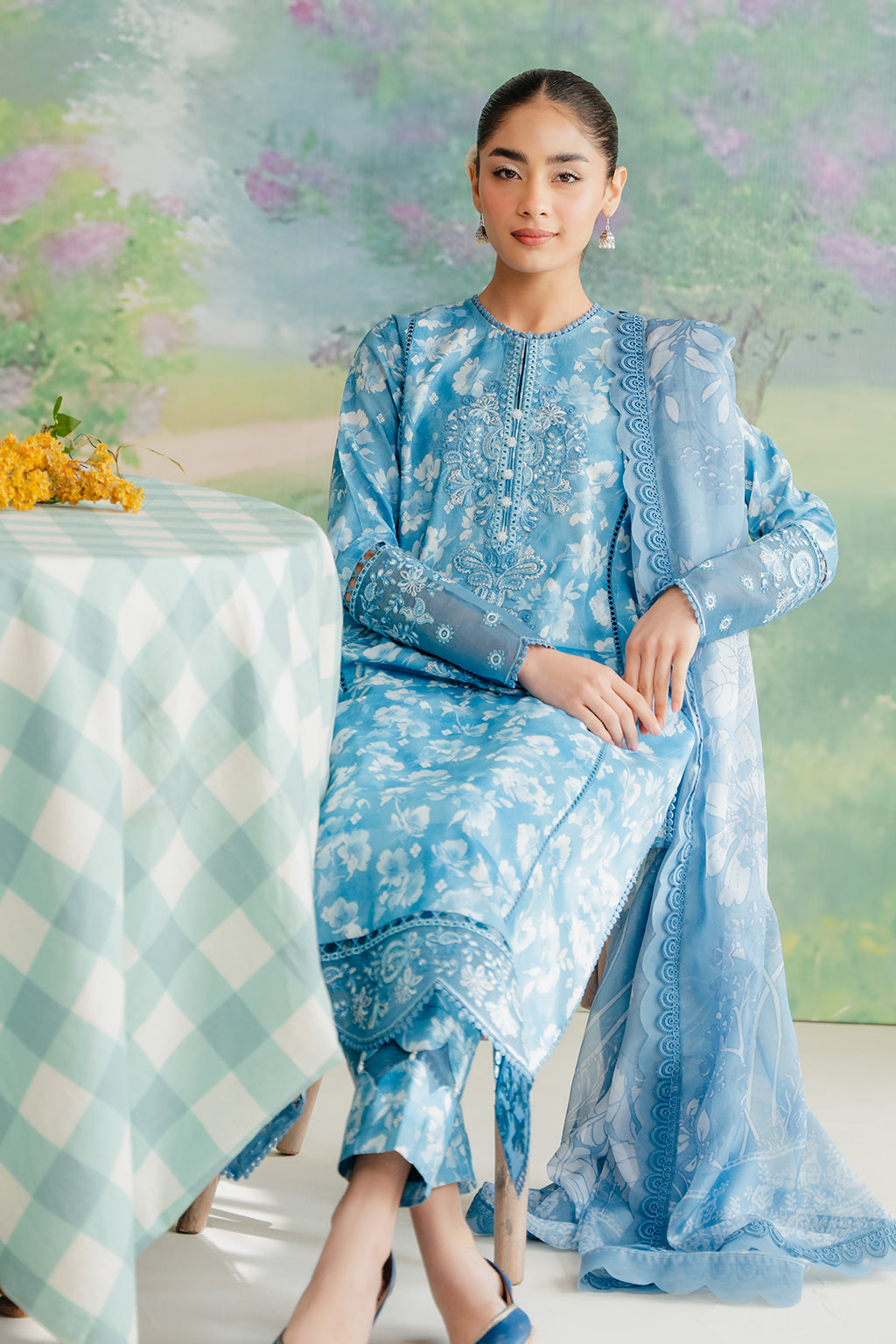 The Floral Charm Lawn Collection By Afrozeh 08