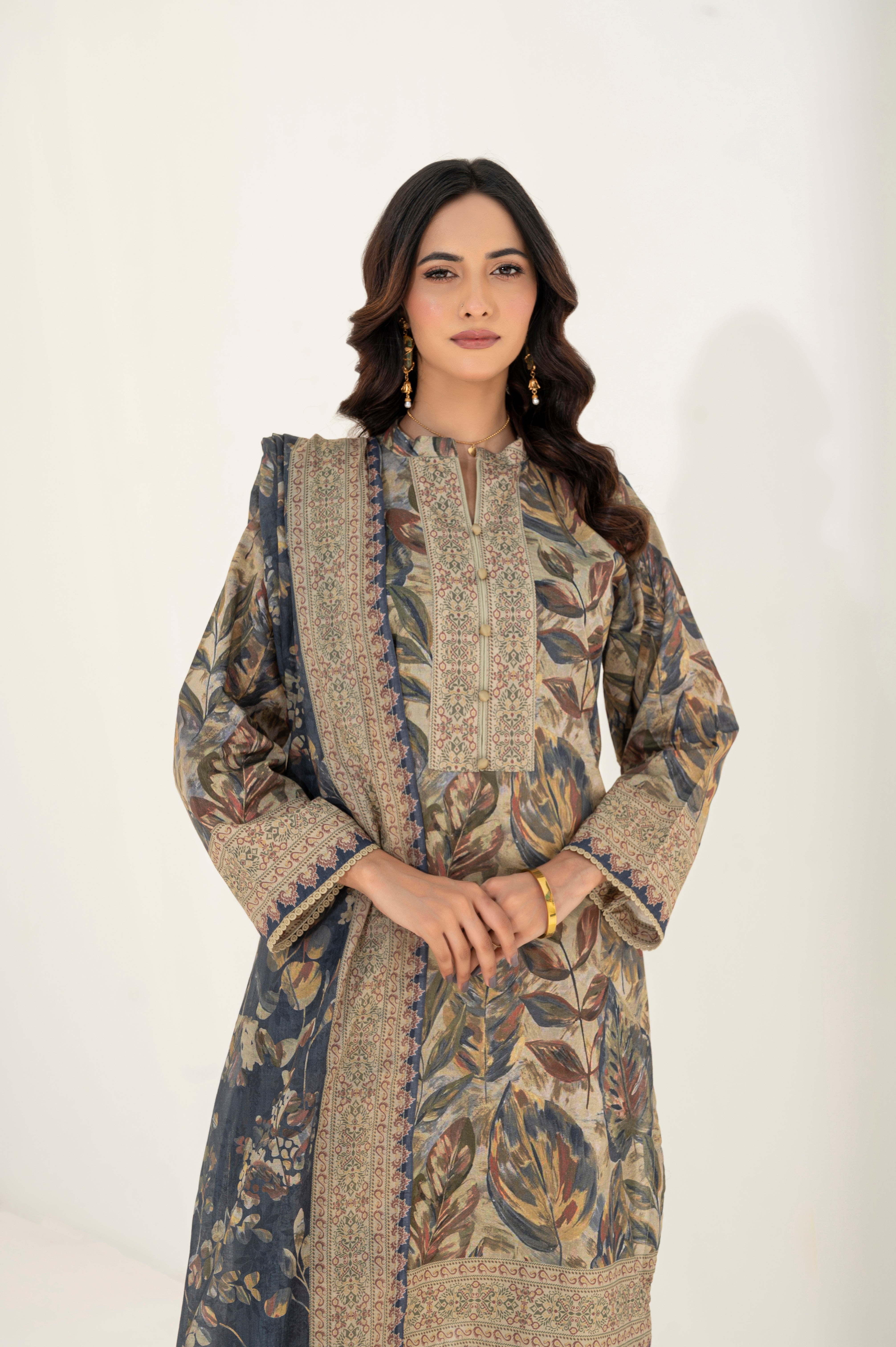 Manahil Lakhani | Celestine RTW Cambric 3 Piece