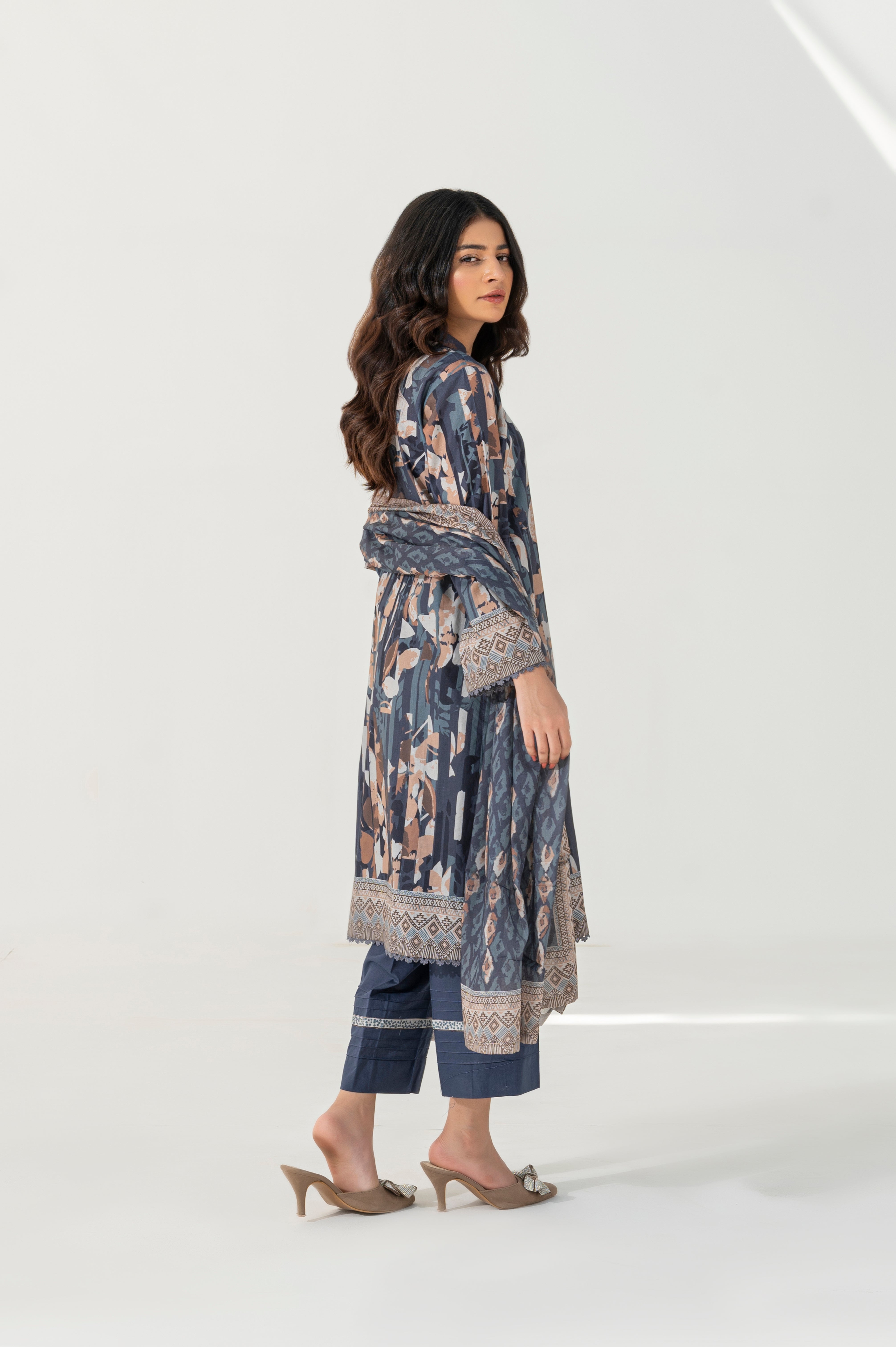 Manahil Lakhani | Celestine RTW Cambric 3 Piece