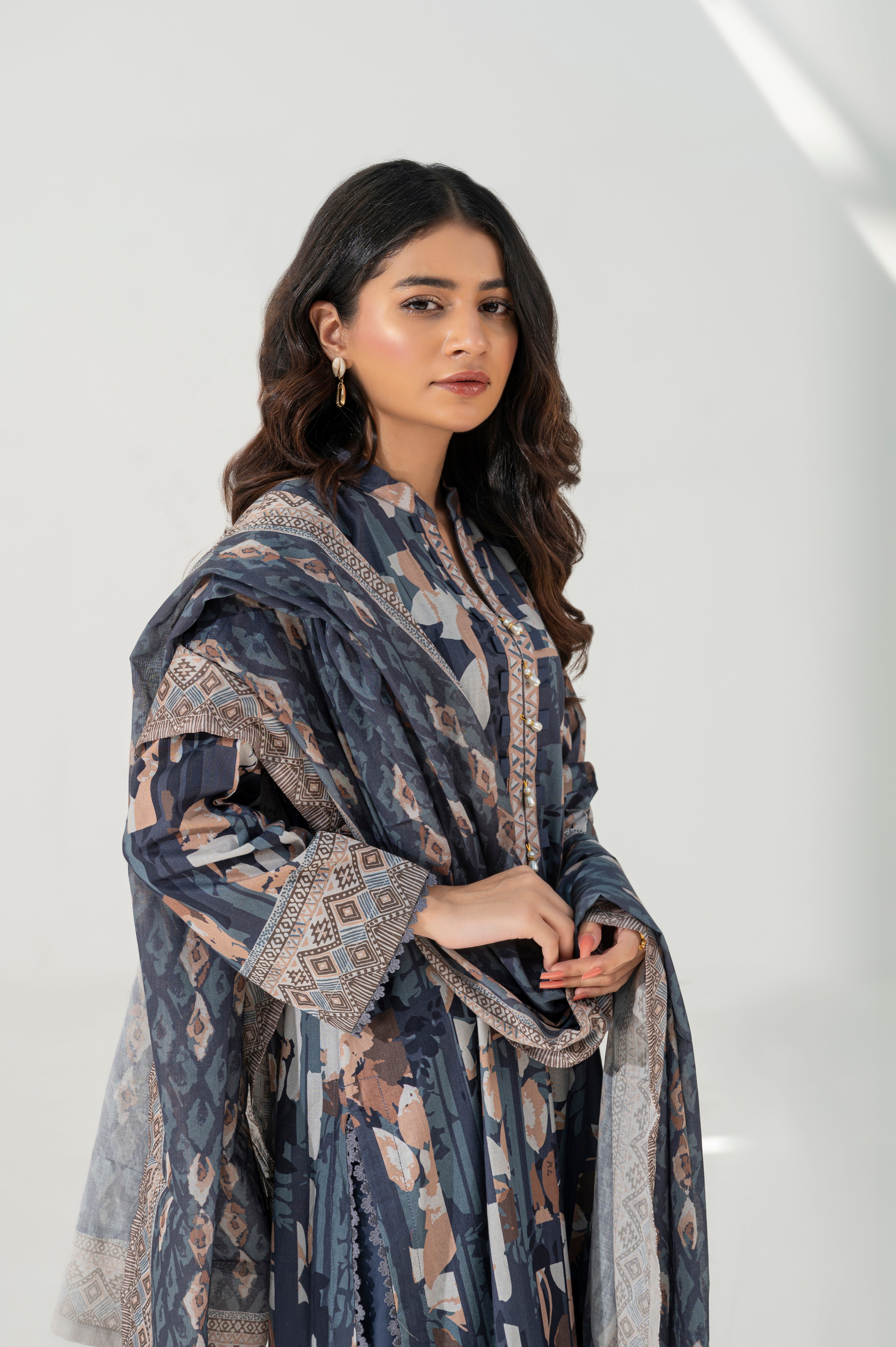 Manahil Lakhani | Celestine RTW Cambric 3 Piece